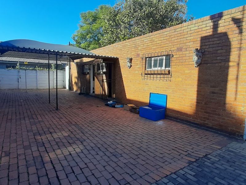 Investor Property - Photo 6