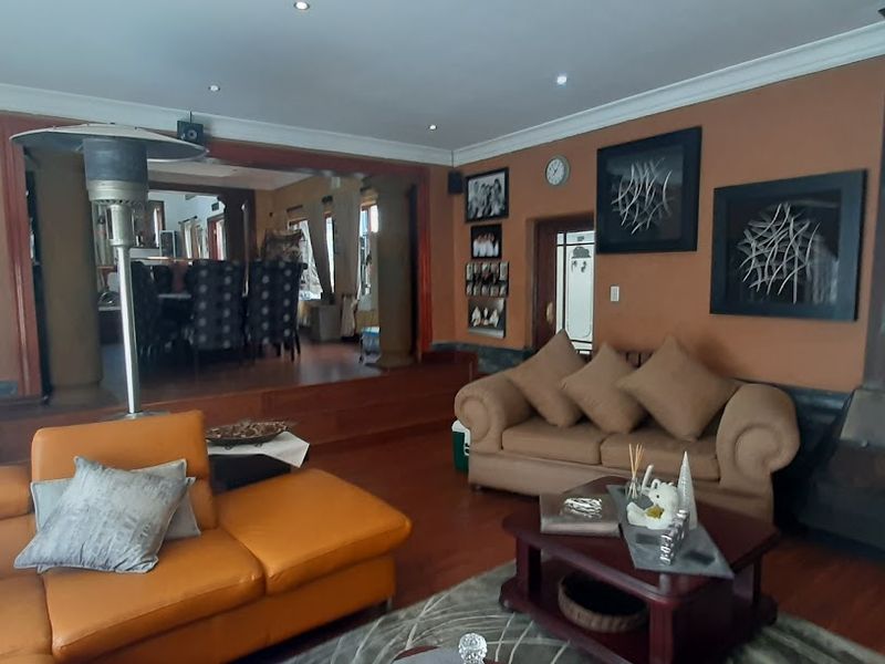 Ultra Modern property! - Photo 7