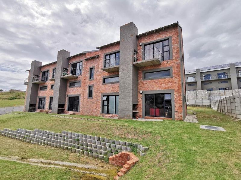 NEWTON PARK 1 BED 1 BATH APARTMENT FOR SALE - Photo 2