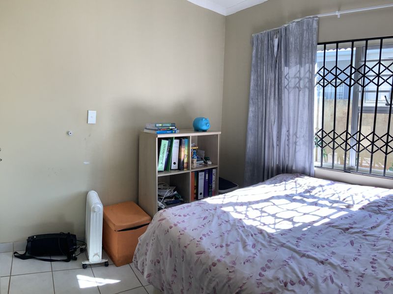 Home in enclosed Salfin sanctuary - Photo 10