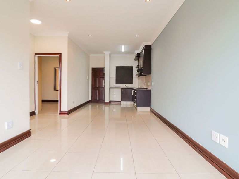 Modern 2 Bedroom Apartment in Umhlanga Ridge - Photo 10