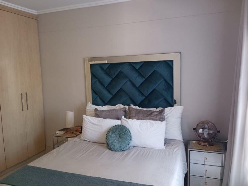 Modern 2 Bedroom Ground Floor Apartment Umhlanga Ridge | Priced to Sell - Photo 10