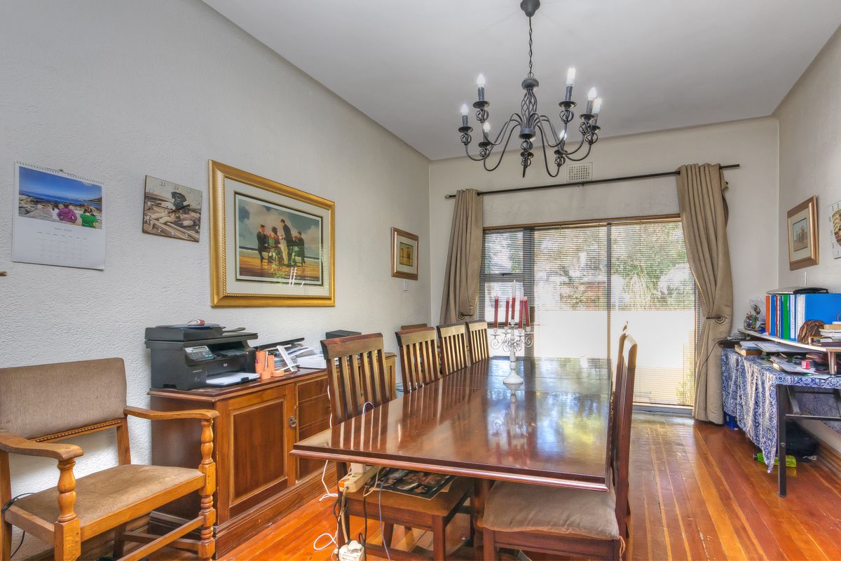 FEEL ON TOP OF THE WORLD IN THIS UNIQUE SPLIT LEVEL HOME WITH BREATHTAKING MOUNTAIN VIEWS - Photo 5