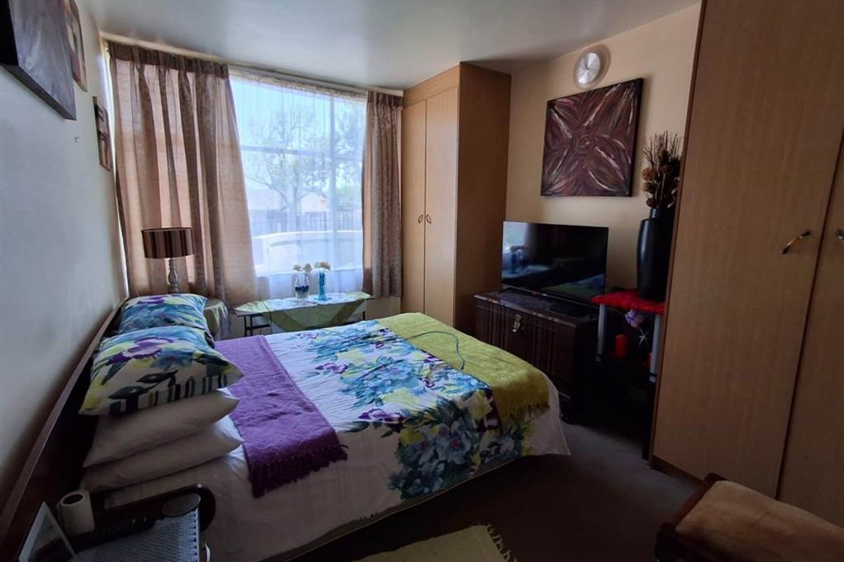 Make an offer! - Photo 4