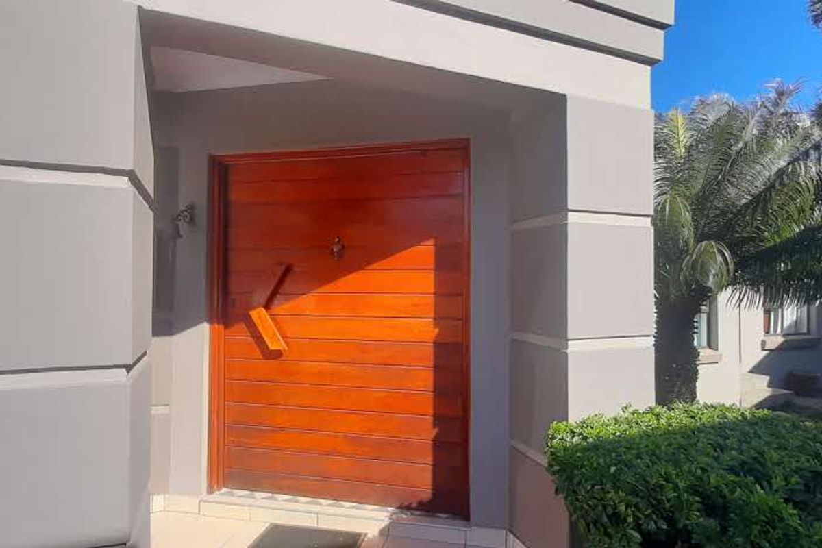 Luxury in Perfect Style !! - Photo 2