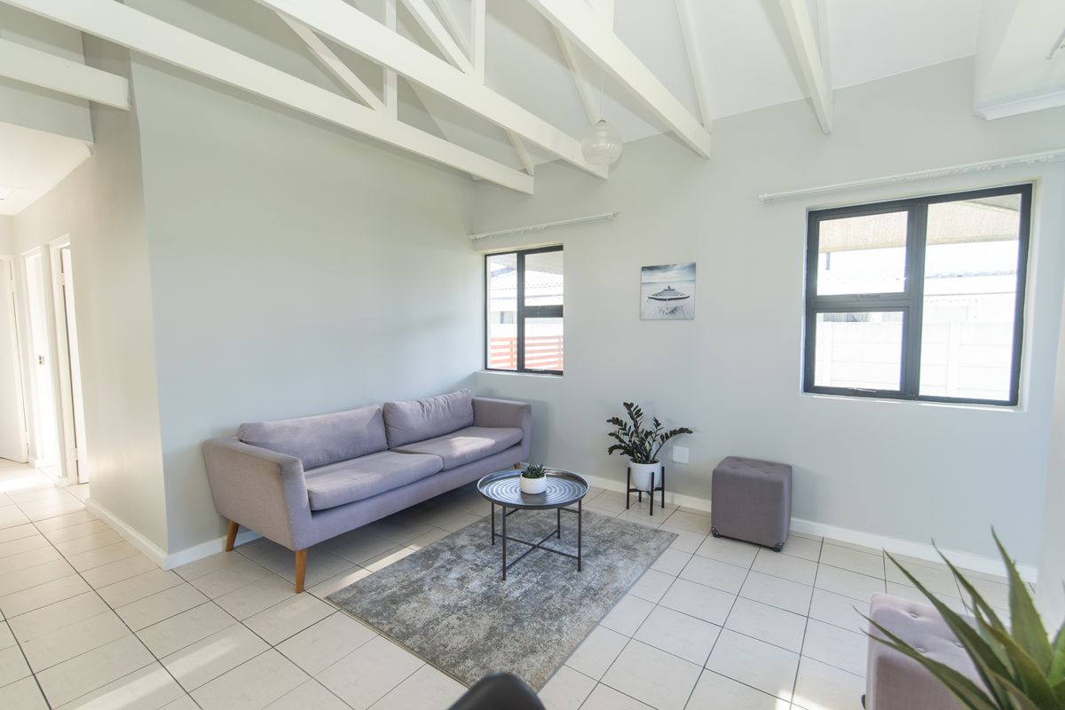 A HOME TO CALL YOUR OWN - Photo 4