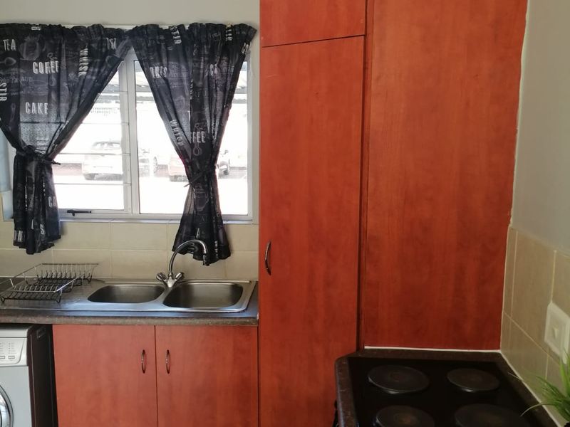 New Development - 1 BEDROOM GROUND UNIT - Photo 8