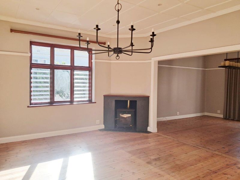 MILL PARK 4 BED 4 BATH HOUSE WITH DOUBLE GARAGE AND POOL FOR RENT - Photo 8