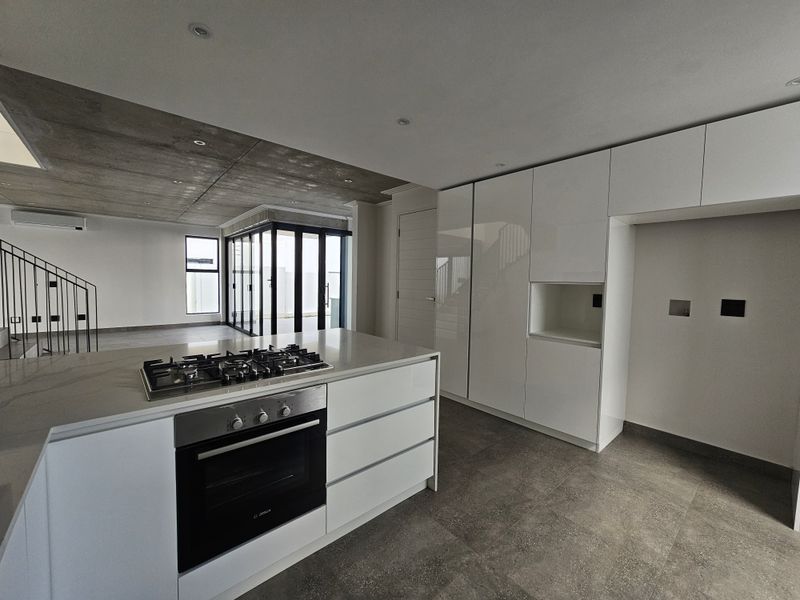 Modern Elegance in the Heart of Bryanston – 4-Bedroom Home in 31 on Bantry - Photo 5