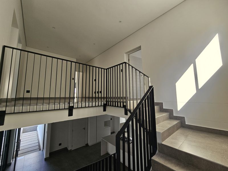 Modern Elegance in the Heart of Bryanston – 4-Bedroom Home in 31 on Bantry - Photo 8