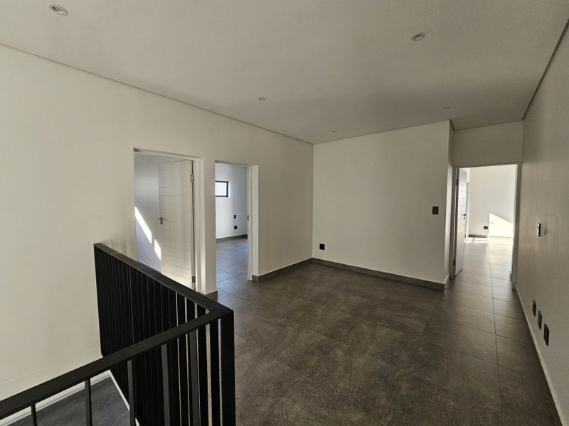 Modern Elegance in the Heart of Bryanston – 4-Bedroom Home in 31 on Bantry - Photo 10