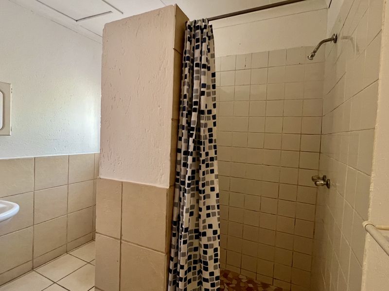 1 BEDROOM APARTMENT TO LET - Photo 9