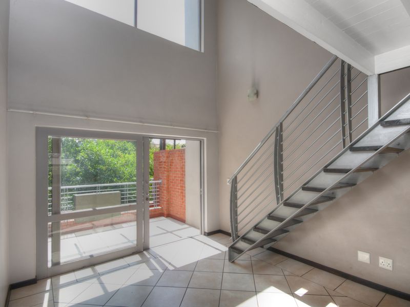 1-Bedroom Apartment with Loft, 2 balconies with views of Sandton Skyline - Investment with Tenant - Photo 8