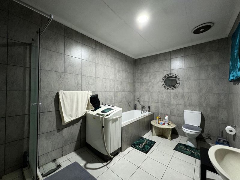 TWO FOR ONE - Photo 10