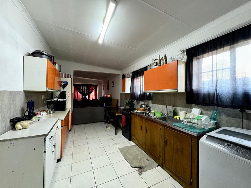 TWO FOR ONE - Photo 2