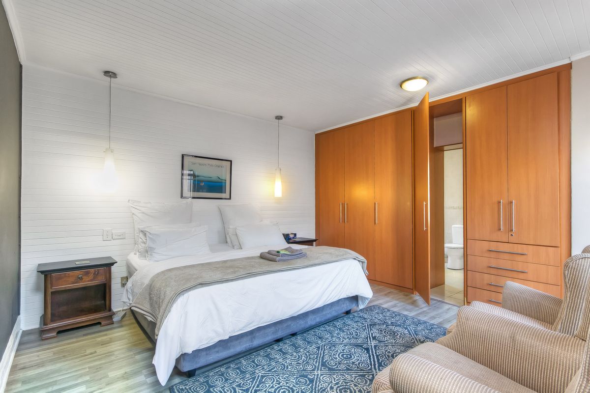Beautiful Fully Furnished 4-Bedroom Home in Norwood with Staff Quarters–Private Pool & Solar Backup - Photo 5