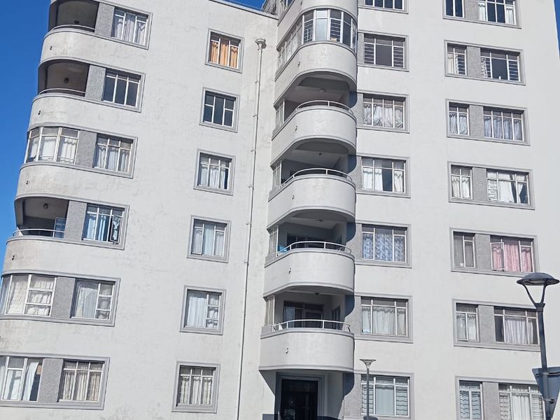 CENTRAL FURNISHED ROOM IN APARTMENT FOR RENT - Photo 4