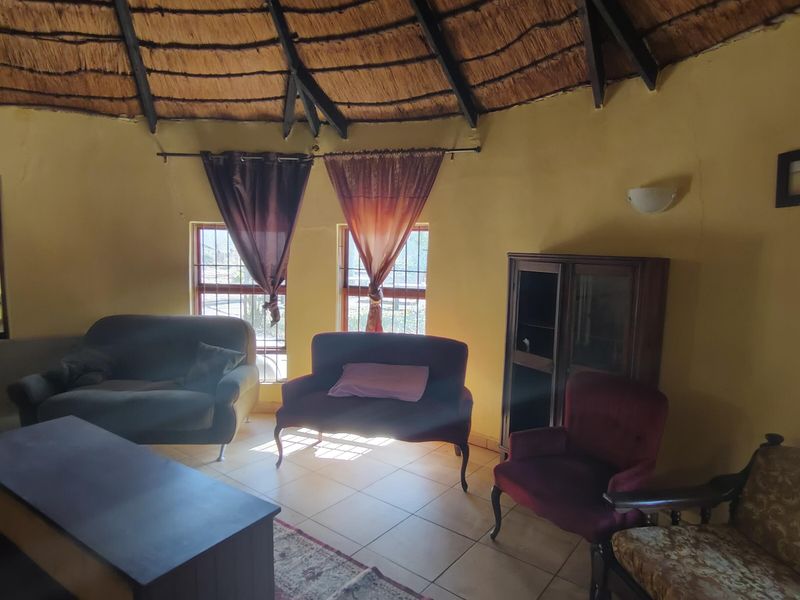 Charming farm for sale with endless possibilities - Photo 6