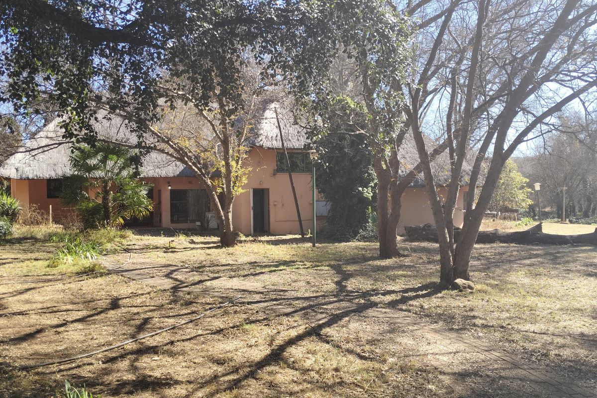 Charming farm for sale with endless possibilities - Photo 2