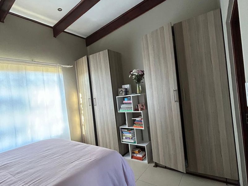 Townhouse For Sale In Witbank - Photo 9