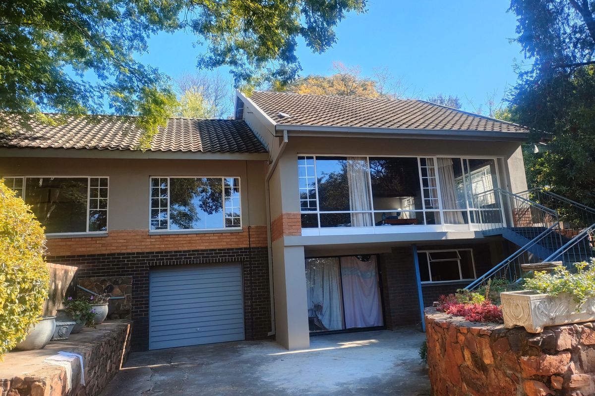 2 BEDROOM 1 BATH - SHARE GADEN WITH ANOTHER UNIT - Photo 3