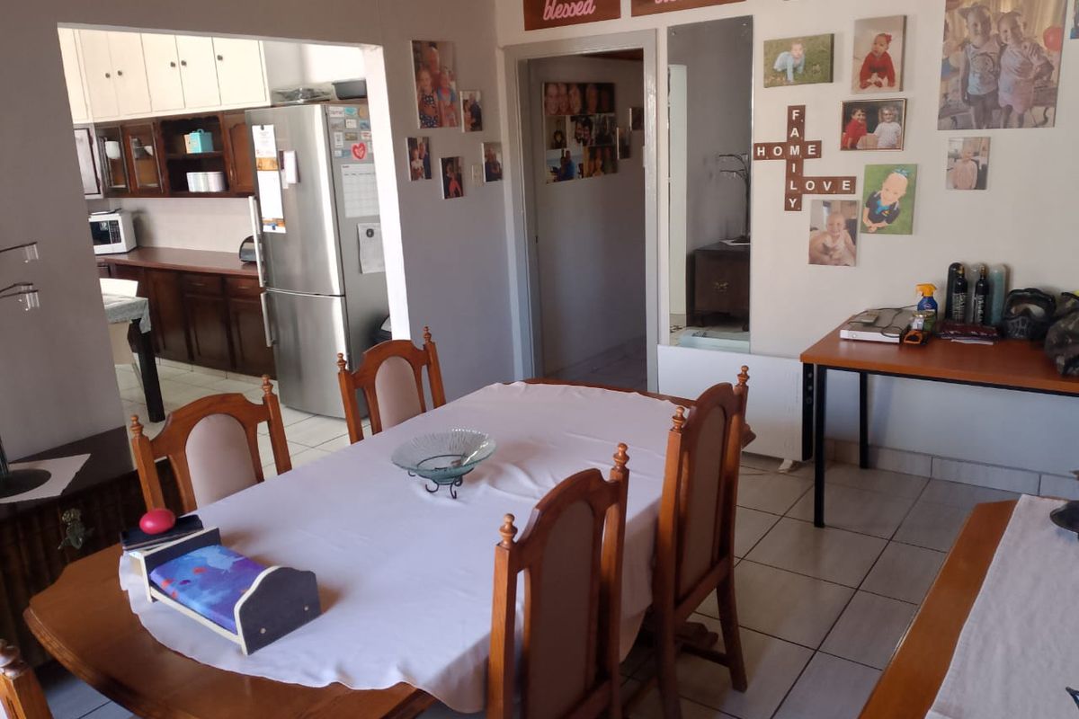 3 Bedroom plot with flatlets  For Sale in Sundra - Photo 3