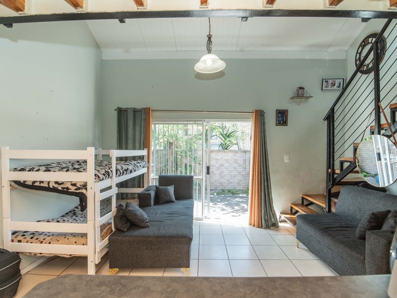 Charming Loft-Style Apartment in Secure Pinnacle 7 - Photo 6