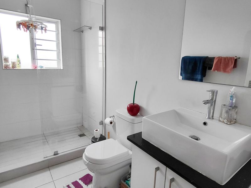 LOVEMORE PARK 4 BED 2 BATH HOME WITH DOUBLE GARAGE FOR RENT - Photo 8