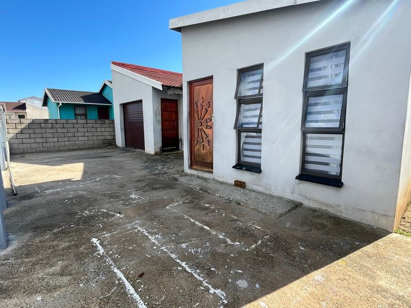 2 BED 1 BATH HOUSE WITH FLATLET FOR SALE - Photo 8