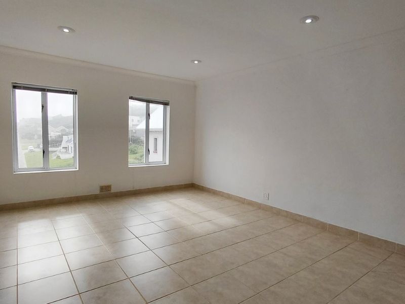 BEACHVIEW 5 BED 4 BATH HOUSE WITH DOUBLE GARAGE  FOR RENT - Photo 7