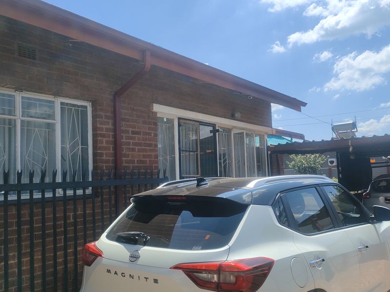 House For Sale In Pretoria - Photo 2