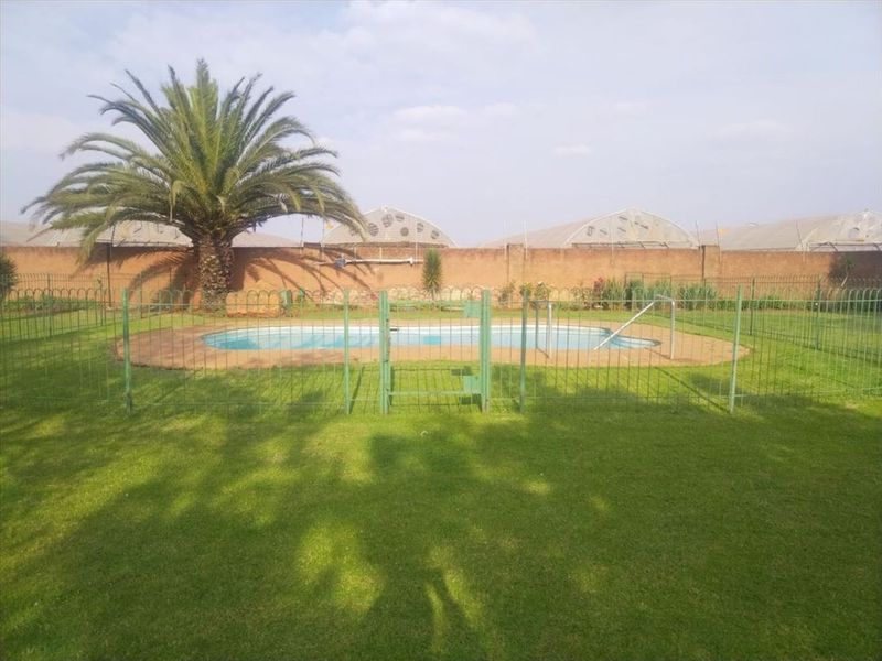 811m2 Corner Stand in a New Estate! - Photo 4