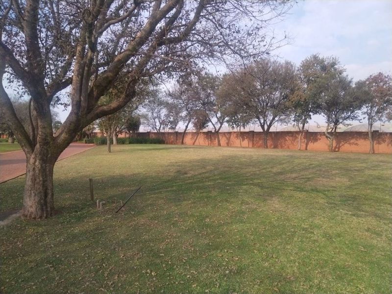811m2 Corner Stand in a New Estate! - Photo 6