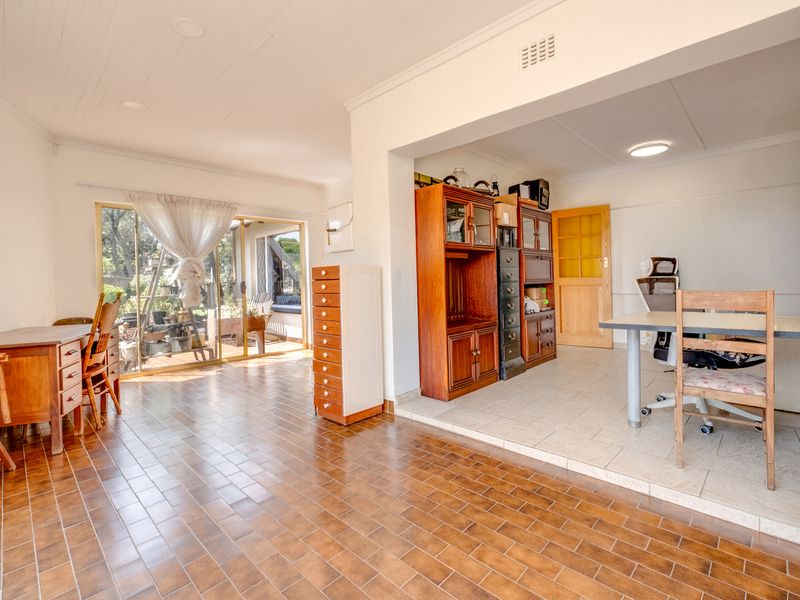 Family Home That Earns — Two Cottages, Solar and Electric Fencing - Photo 6