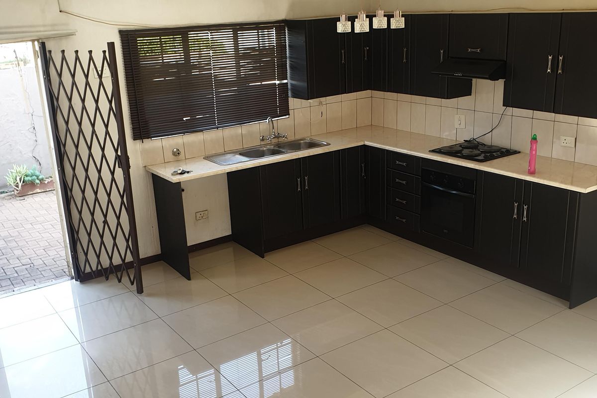 1 Bedroom duplex Flat For Sale in Dalpark x11 - Photo 2