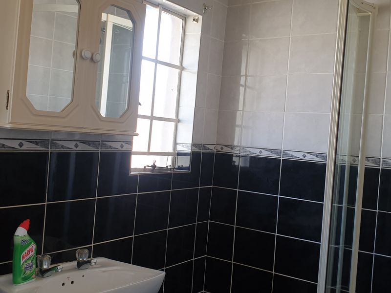 1 Bedroom Duplex Flat For Sale in Dalpark x11 - Photo 8