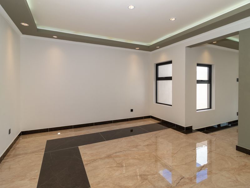 Brand New 3 Bedroom House for Sale in Sandown - Photo 8