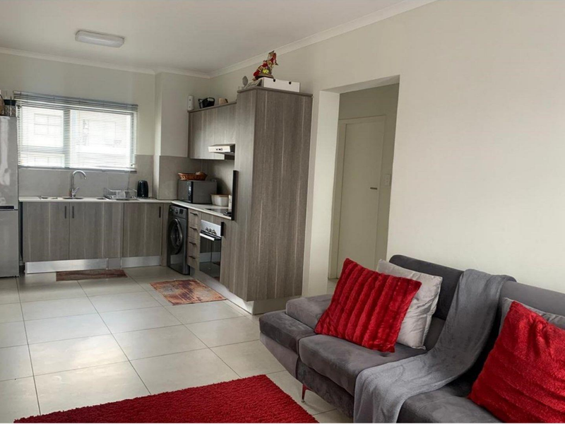 Luxury Living - Photo 6