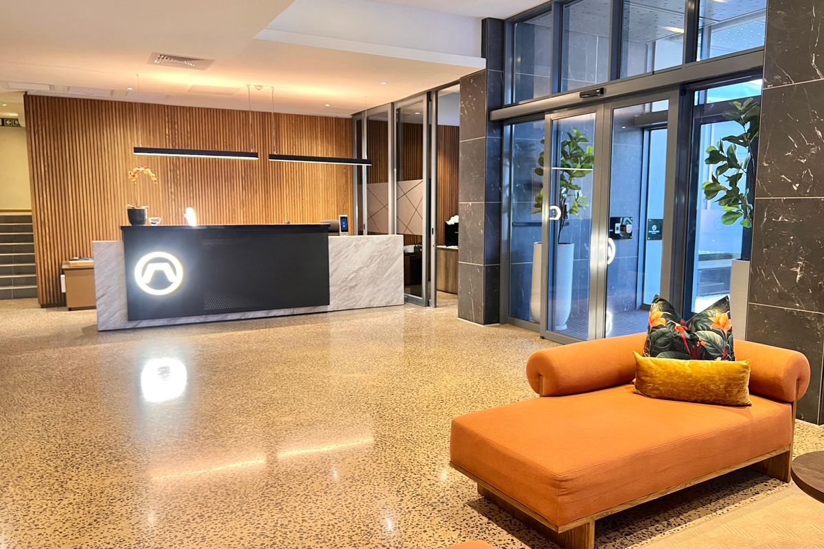 Sky High Luxury at Umhlanga Arch – 2 Bed | 2.5 Bath | Unmatched Beach Views - Photo 3