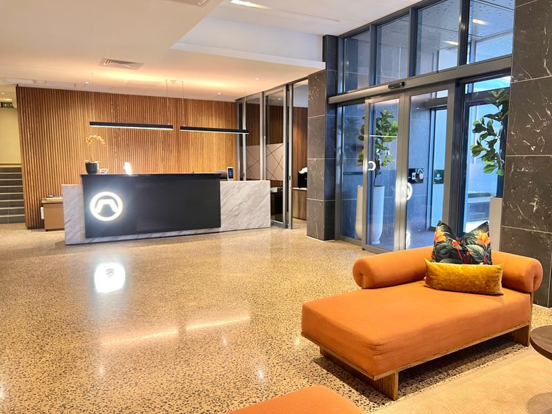 Sky High Luxury at Umhlanga Arch – 2 Bed | 2.5 Bath | Unmatched Beach Views - Photo 3