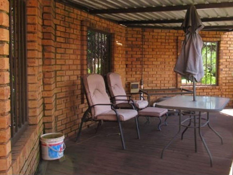 Charming 3-Bed Home in Serene Princess AH - Photo 4