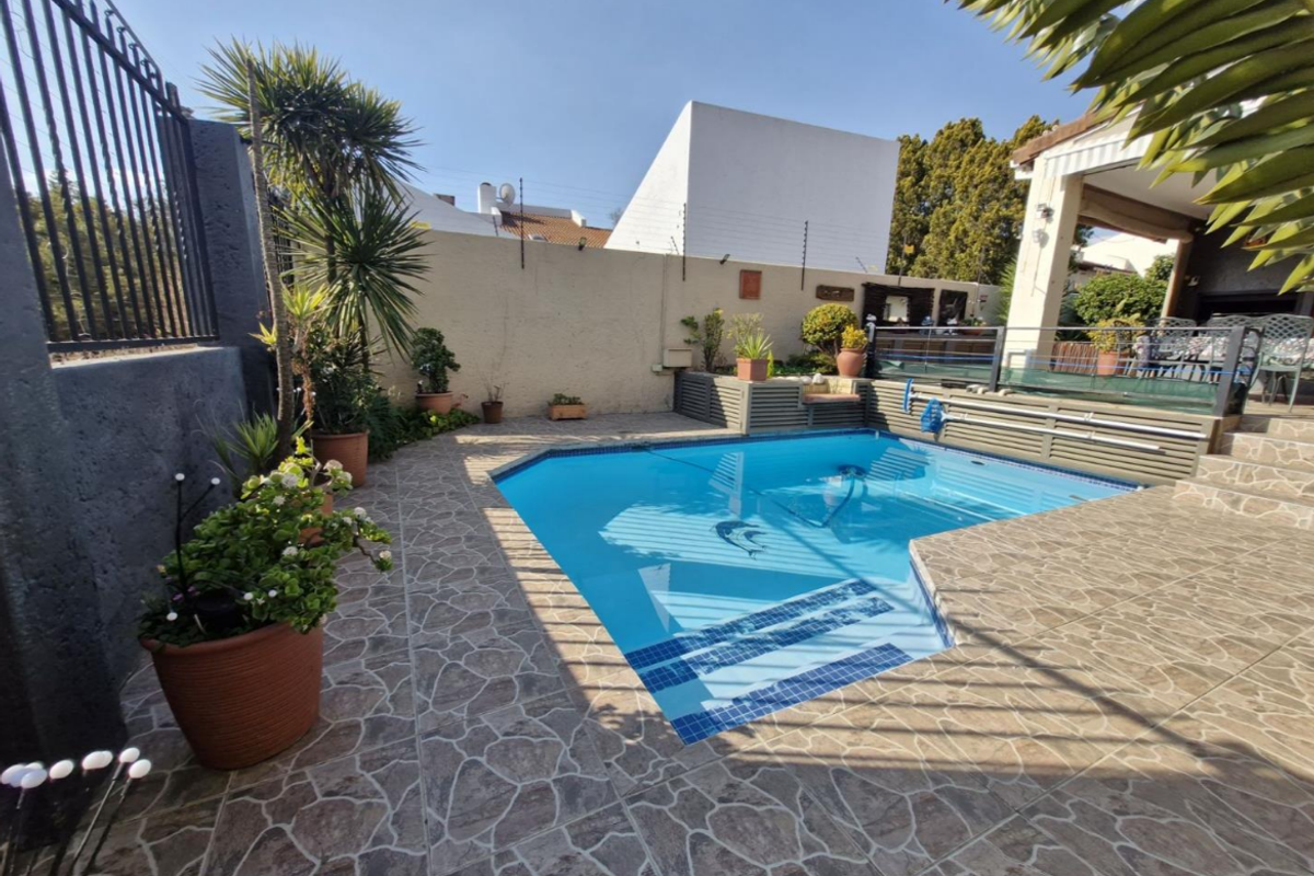 House For Sale In Sandton - Photo 2