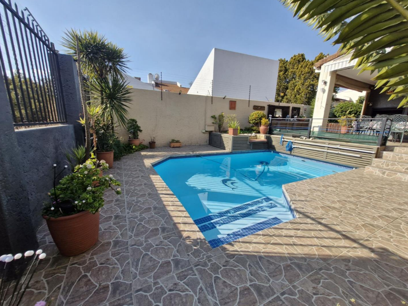 House For Sale In Sandton - Photo 2