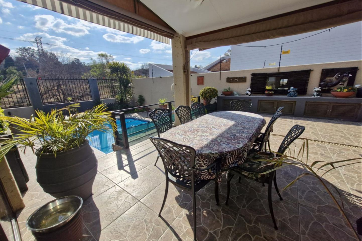 House For Sale In Sandton - Photo 4