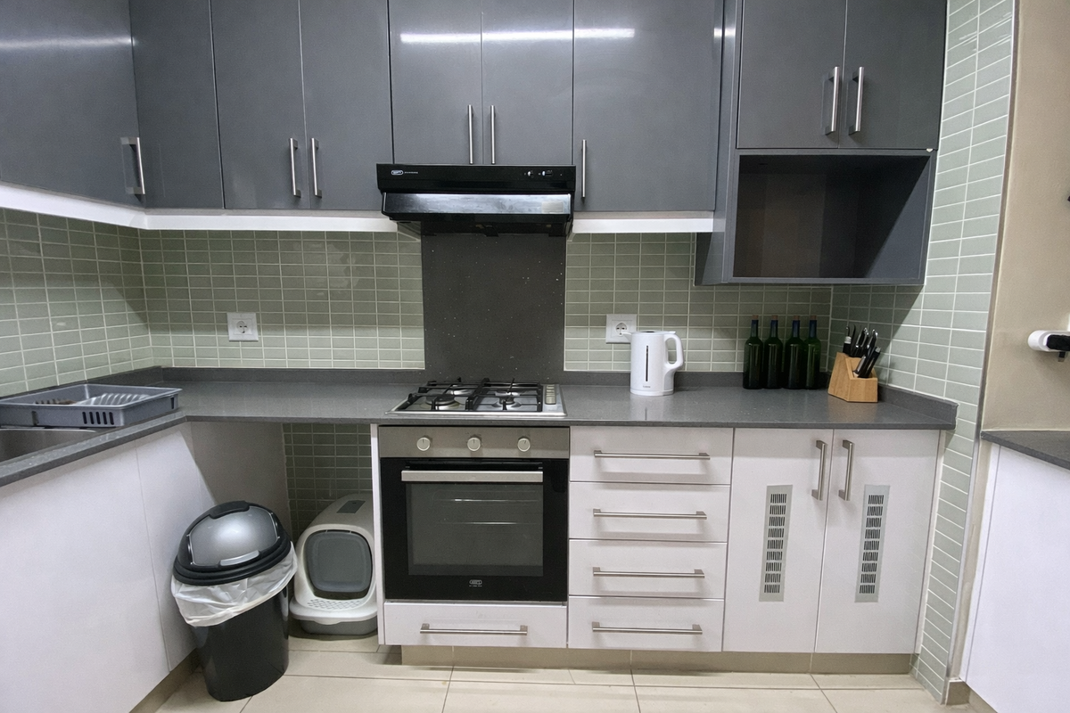 3 Bedroom Apartment For Sale in Westbrook - Photo 5