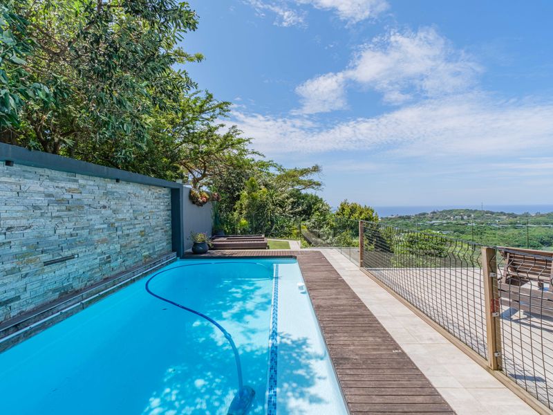 PRIVATE SETTING | ELEVATED SEA VIEWS - Photo 2