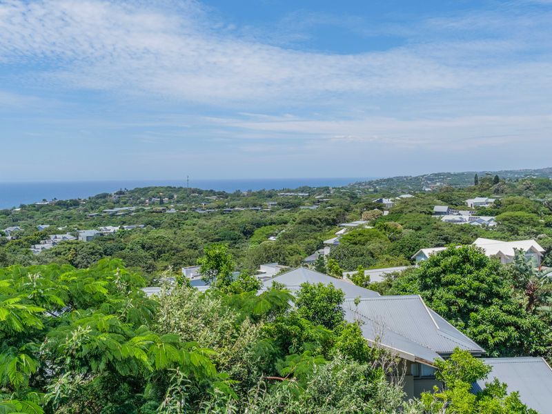 PRIVATE SETTING | ELEVATED SEA VIEWS - Photo 4