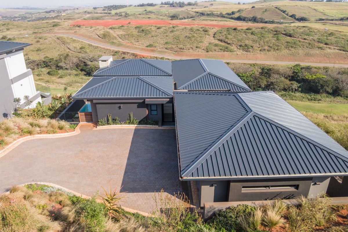 PRIME FREESTANDING FAMILY HOME – ZIMBALI LAKES - Photo 3