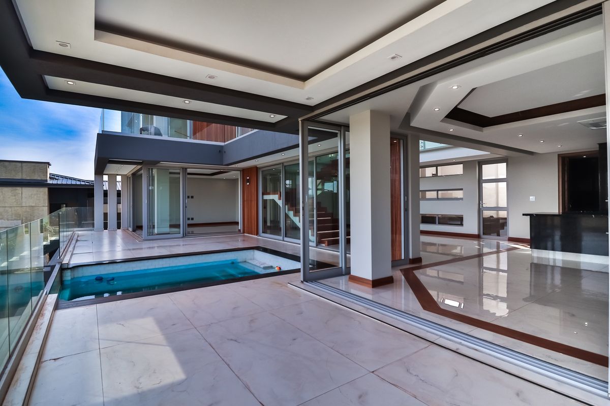 CONTEMPORARY FREESTANDING HOME – ZIMBALI LAKES ESTATE - Photo 4