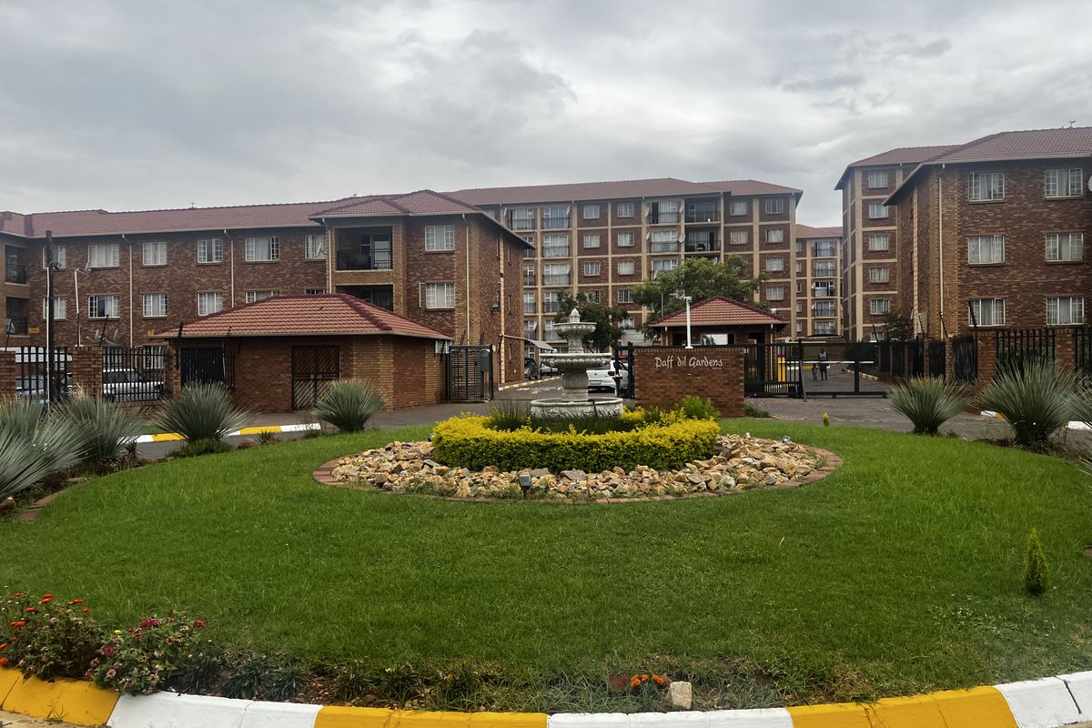 Apartment For Sale In Akasia - Photo 2